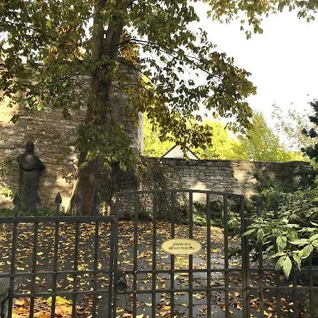 Cozy Old Town Historic House Lägenhet