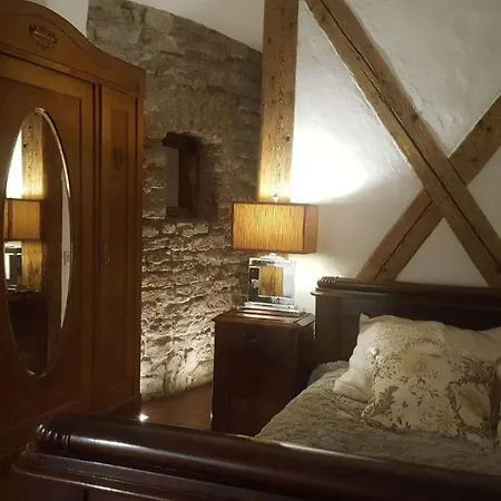 Cozy Old Town Historic House Appartement Tallinn
