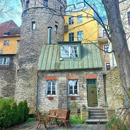 Appartement Cozy Old Town Historic House