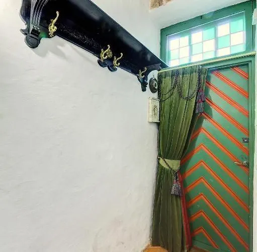 Cozy Old Town Historic House Appartamento