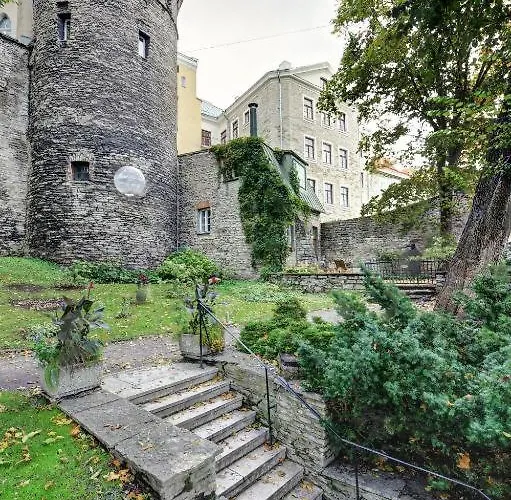 Cozy Old Town Historic House Reval