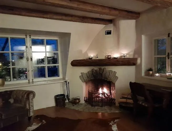 Cozy Old Town Historic House דירה *